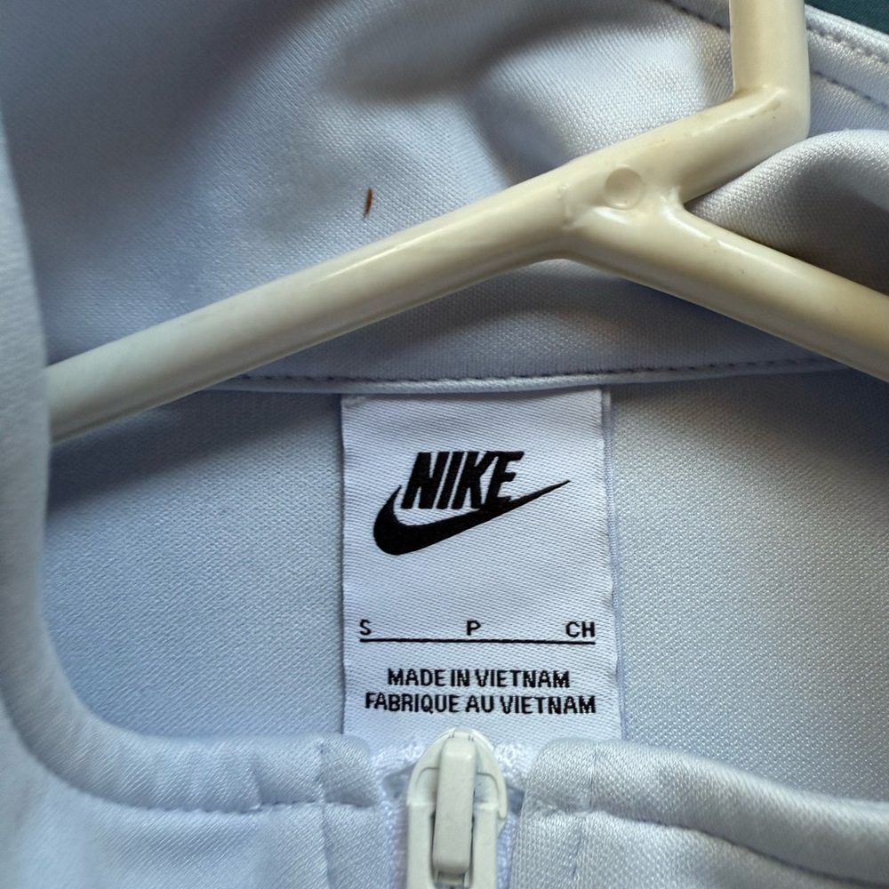 Nike Track Jacket - Picture 2 of 3